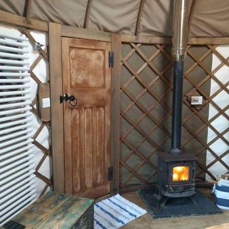 Bembridge Harbour Yurt - Log Burner - Wifi Villa Kültér fotó